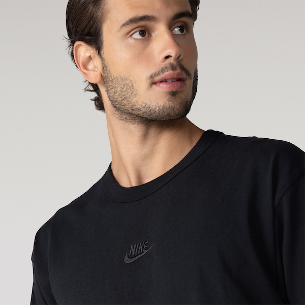 Camiseta Nike Sportswear Premium Essentials Masculina