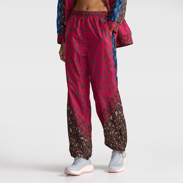 Calça Farm Nylon Leopardo Bex Feminina | Cor: ROSA/MARROM | Tamanho: G