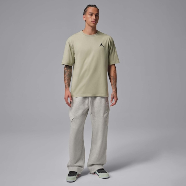 Camiseta Nike Michael Jordan Jumpman Essentials SS - Masculina | Cor: CINZA CLA/PRETO | Tamanho: M