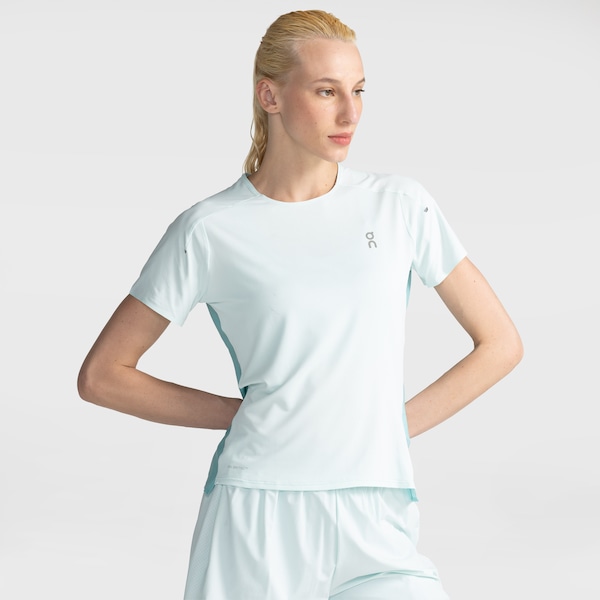 Camiseta Performance 3 Feminina Corrida - On Brazil | Cor: AZUL CLA/AZUL | Tamanho: M