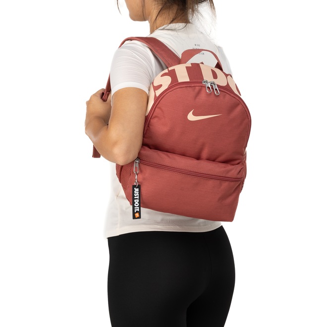 Mochila Nike Brasília JDI Mini - 11 Litros - Foto 1