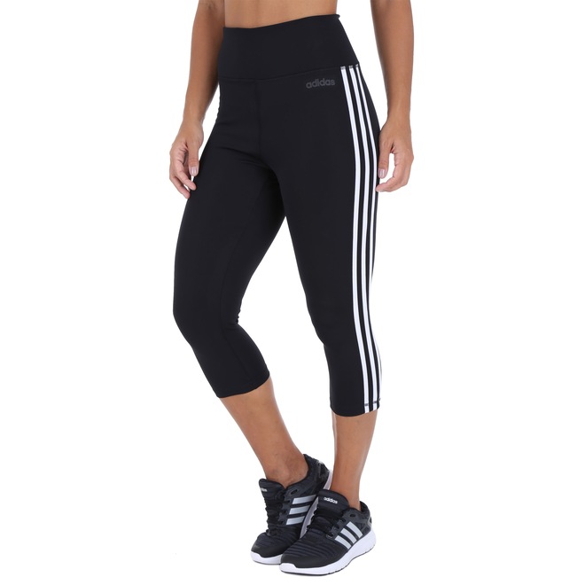 Calça Capri adidas D2M 3 Stripes Tight - Feminina - Foto 2