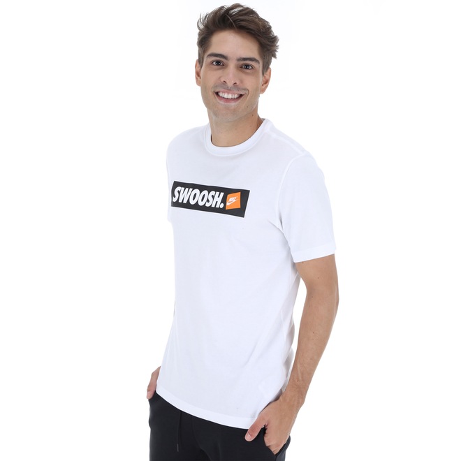 Camiseta Nike Tee Swoosh BM - Masculina - Foto 2