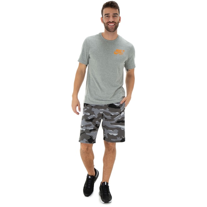 Camiseta Nike Tee Remix 3 - Masculina - Foto 2