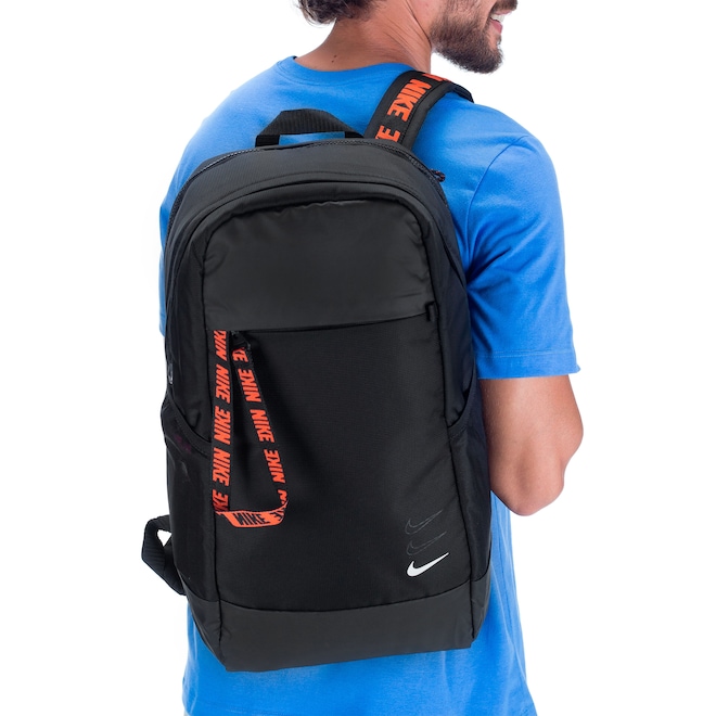 Mochila Nike Sportswear Essentials - 21 Litros - Foto 1
