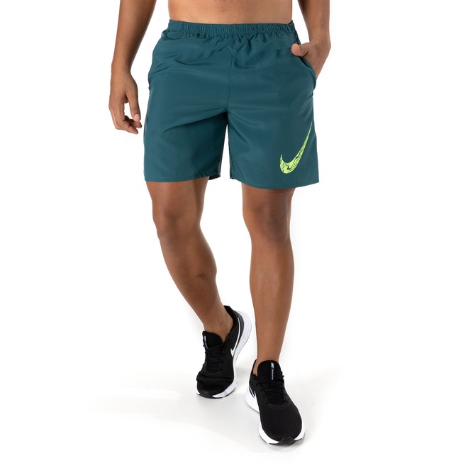 Bermuda Nike Run 7IN BF WR GX - Masculina - Foto 2