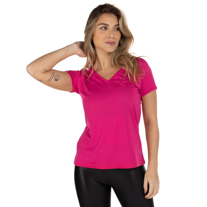 Camiseta  Oxer Manga Curta New Classic Texturizada - Feminina - Foto 2