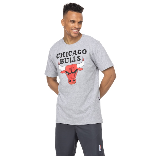 Camiseta Chicago Bulls NBA Manga Curta Estampada - Masculina - Foto 2