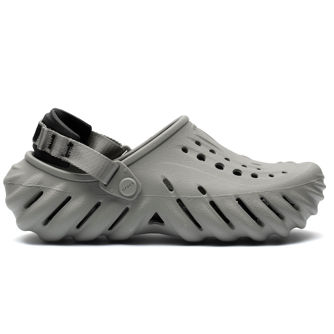 Sandália Crocs Unissex Echo Log - Foto 2