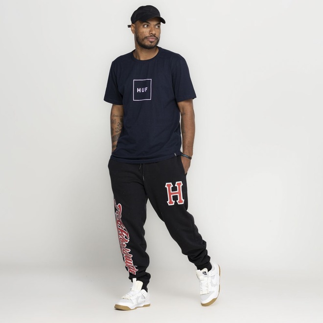 Camiseta Huf Manga Curta Essentials Box Logo - Foto 1