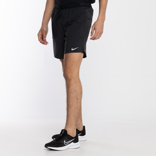 Short Masculino Nike Dri-Fit Stride 2in1 7in - Foto 2
