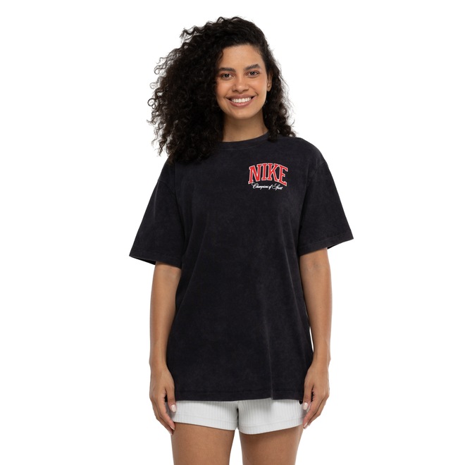 Camiseta Feminina Nike Manga Curta Sportwear Bf Varsit - Foto 2