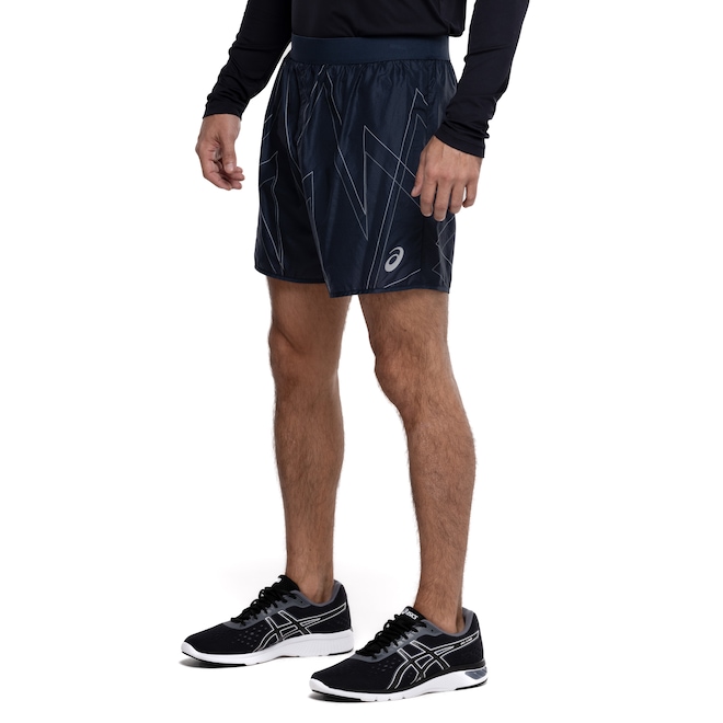 Bermuda Masculina ASICS 2 em 1 Estampado Linhas - Foto 2