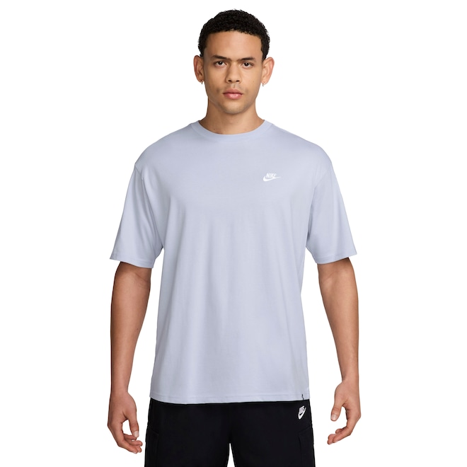 Camiseta Nike Manga Curta Sportswear Tee Club Max - Foto 1