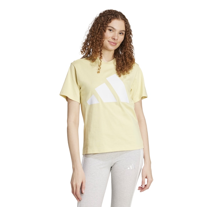 Camiseta Feminina adidas Manga Curta Big Logo - Foto 1