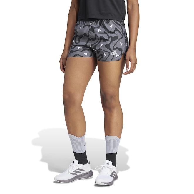 Short Feminino adidas Run It Brand Love - Foto 1