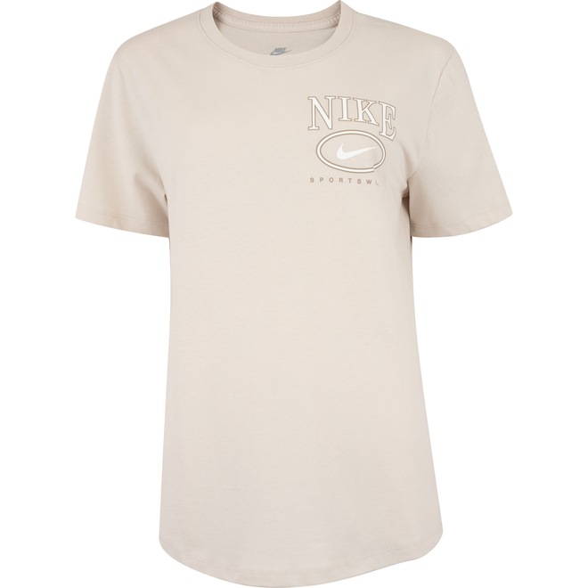 Camiseta Nike Sportswear Club Essential Feminina - Foto 1