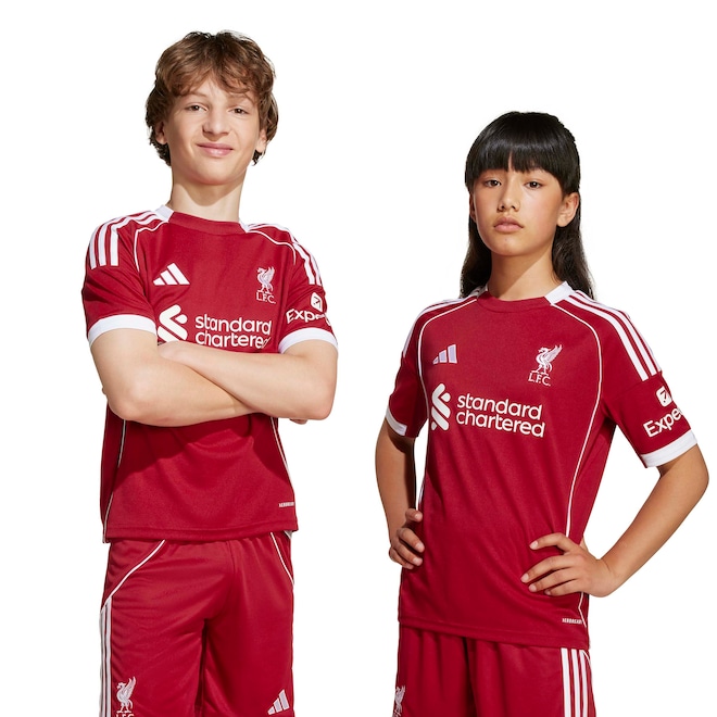 Camisa do Liverpool I 25/26 Torcedor adidas Juvenil - Foto 1