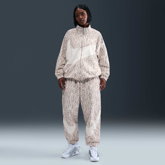 Calça Nike Sportswear Trend Woven Feminina - Foto 1