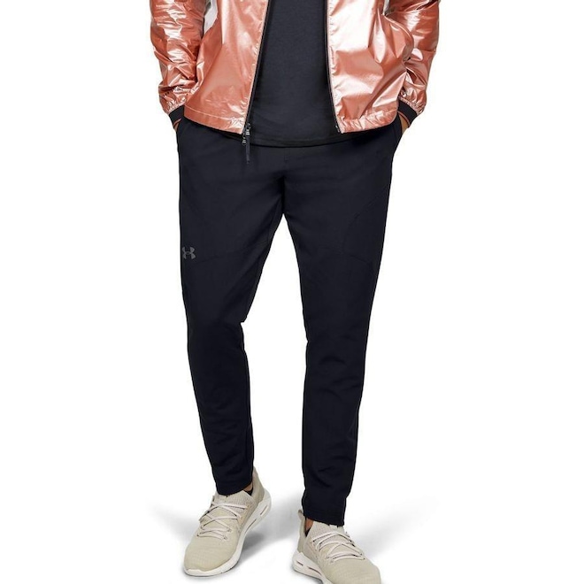 Calça de Moletom Under Armour Unstoppable Tapered - Masculina - Foto 1