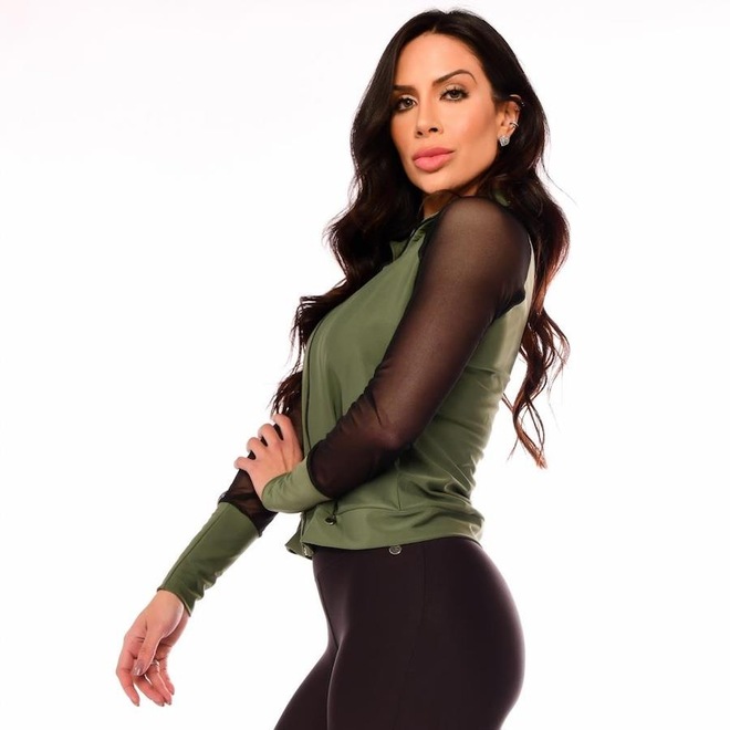 Jaqueta Corta Vento sem Capuz Vibs Fitwear Fitness - Feminina - Foto 1