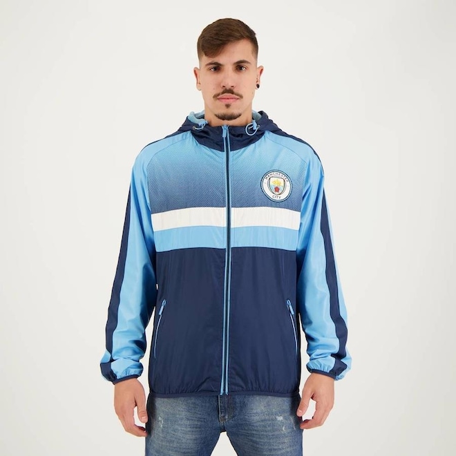 Jaqueta Corta Vento Manchester City com Capuz Futfanatics - Masculina - Foto 1