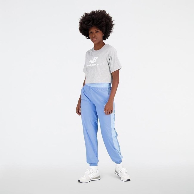 Blusa Cropped New Balance Essentials - Feminina - Foto 1