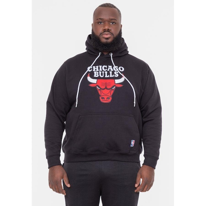 Blusão De Moletom Com Capuz NBA Plus Size Com Feltro Logo Chicago Bulls Preto - Masculina - Foto 1