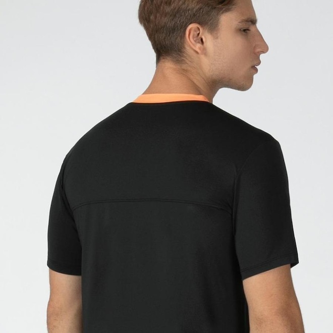 Camiseta Fila Block - Masculina - Foto 1