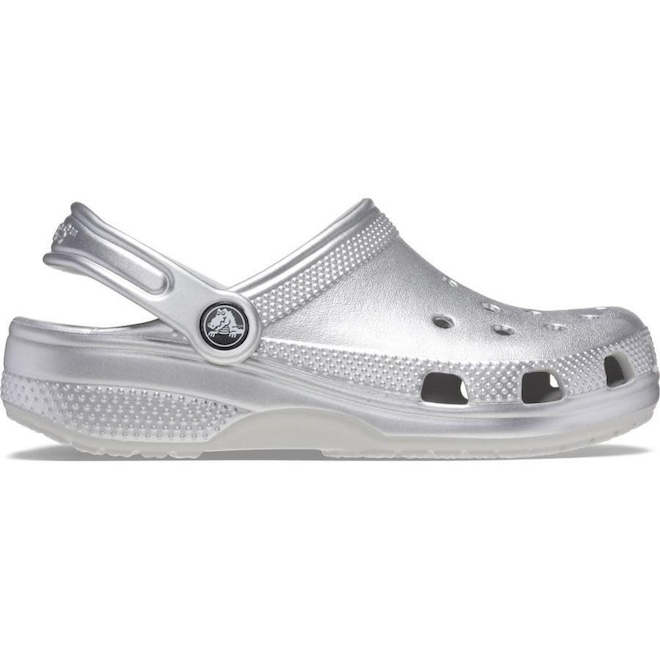 Sandália Crocs Classic Metallic Cg T Silver - Unissex - Foto 1