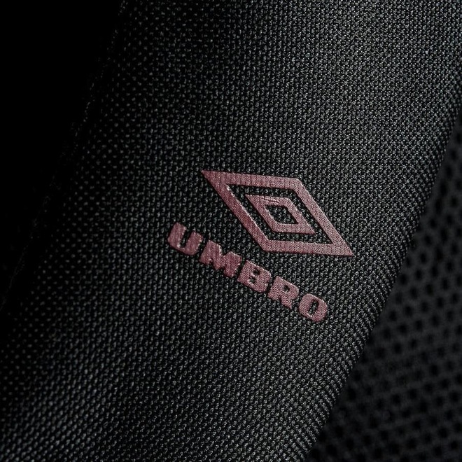 Mochila Umbro Triple Diamond - Foto 1