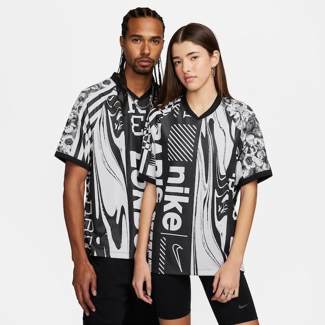 Camiseta Nike Culture Of Football - Masculina - Foto 1