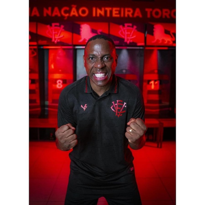 Camisa do Vitória Jogo 3 2023 Volt - Masculina - Foto 1