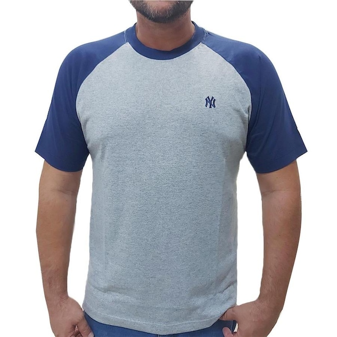 Camiseta New Era New York Yankees Raglan Hip Hop - Masculina - Foto 1