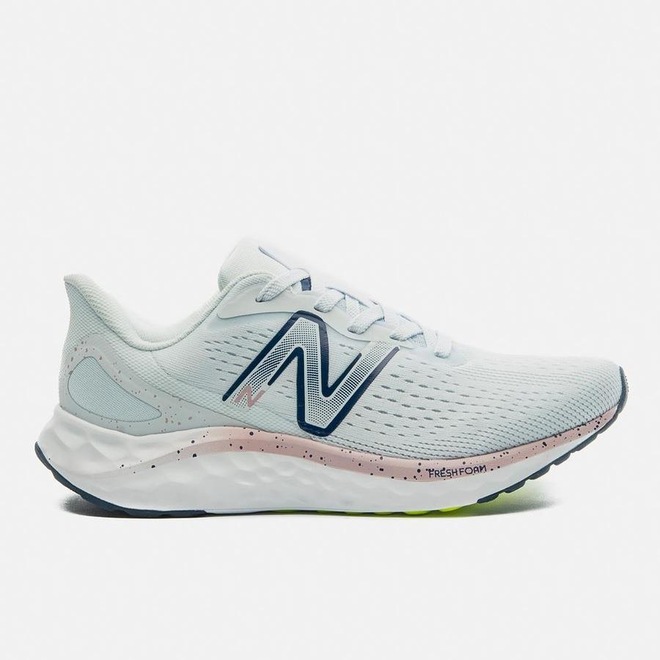 Tênis New Balance Fresh Foam ARISHIV4 - Feminino - Foto 1