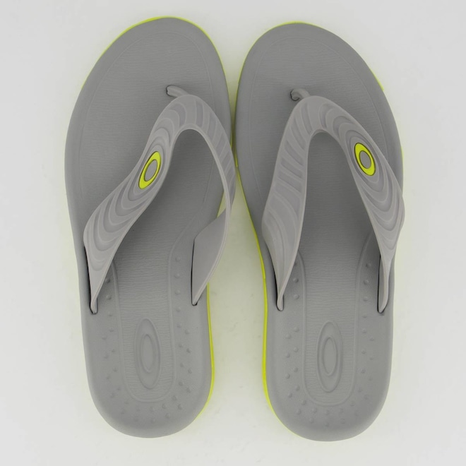 Chinelo Oakley Crowd Cinza Claro - Foto 1