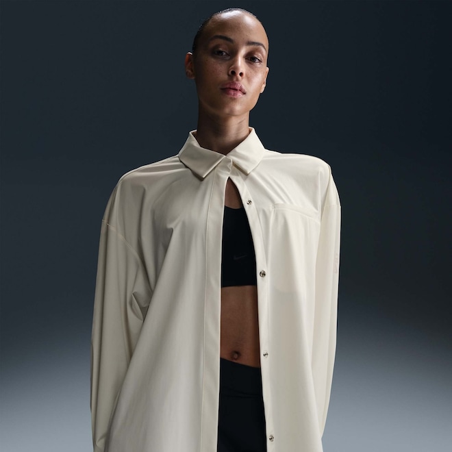 Camiseta Nike Dri-Fit Oversized - Feminina - Foto 1