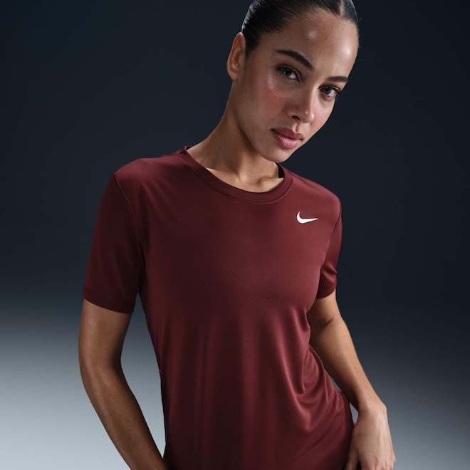 Camiseta Nike Dri-FIT - Feminina - Foto 1