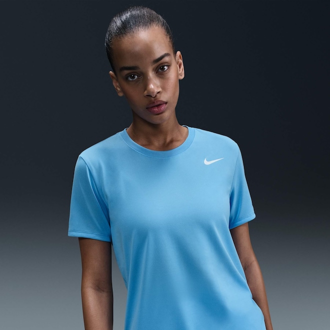 Camiseta Nike Dri-FIT - Feminina - Foto 1