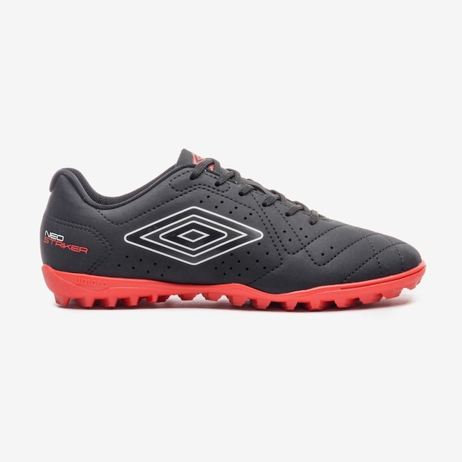 Chuteira Society Umbro Neo Striker - Adulto - Foto 1