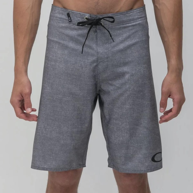 Bermuda Oakley Basic Masculina - Foto 1