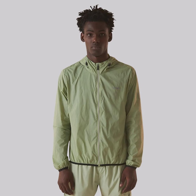 Jaqueta Corta Vento Masculina Fila com Capuz Racer Run - Foto 1