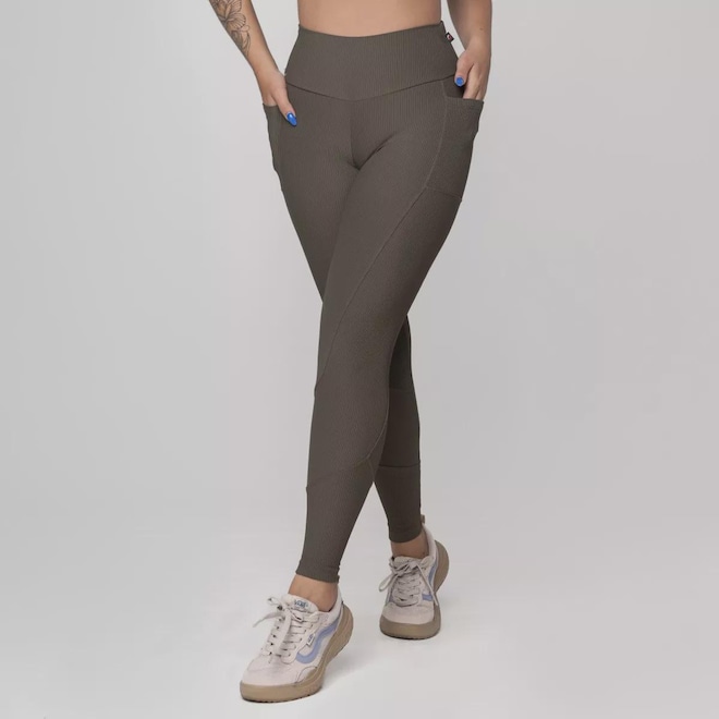 Calça Legging Fitness Textura Canelado Bolso Poliamida Feminina - Foto 1