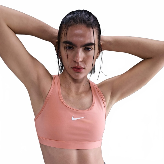 Top Fitness com Bojo Nike Média Sustentação Swoosh Sport - Foto 1