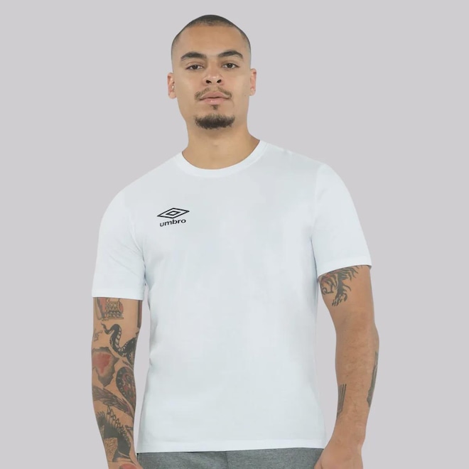 Camiseta Umbro Essential Masculina - Foto 1