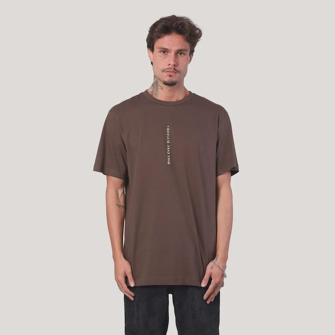 Camiseta Regular MCD Anja Pipa Caveira Masculino - Foto 1