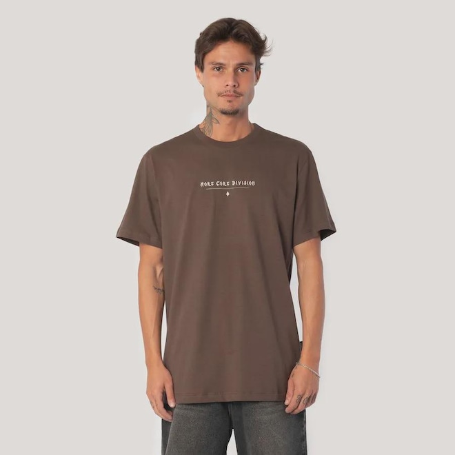 Camiseta Regular MCD More Core Division Caligraffiti Masculino - Foto 1