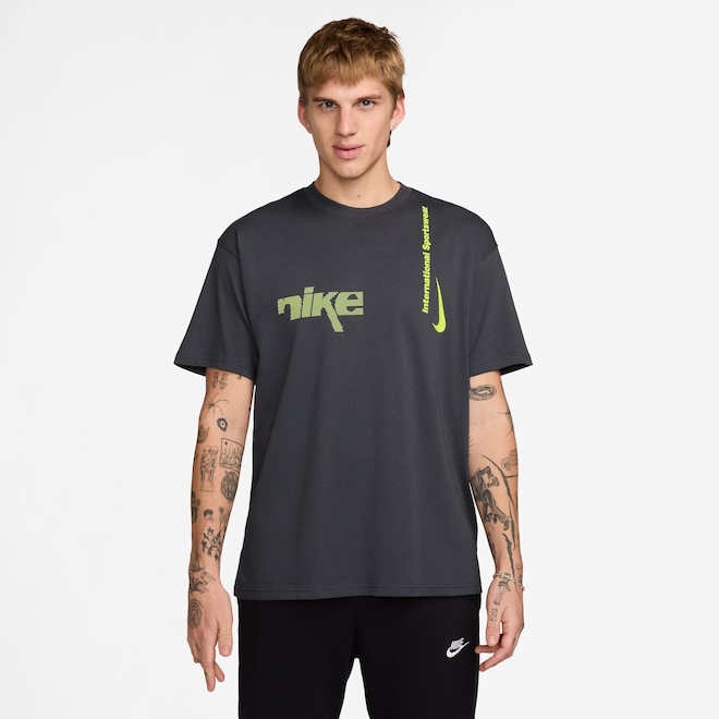 Camiseta Nike Sportswear M90 Swoosh Unissex - Foto 1