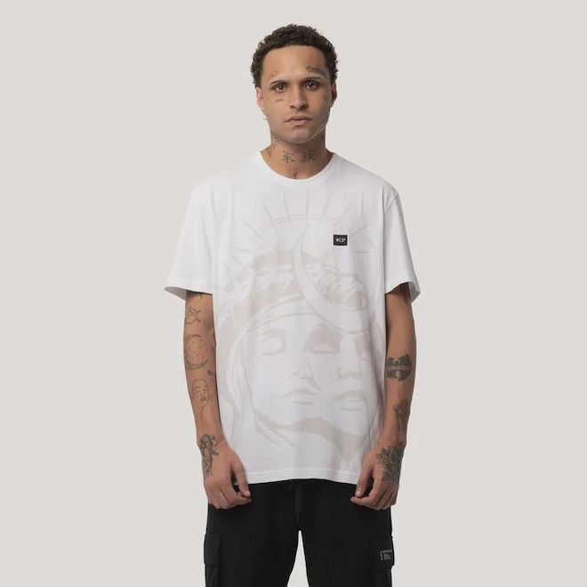 Camiseta Regular MCD Santos E Demônios Masculino - Foto 1