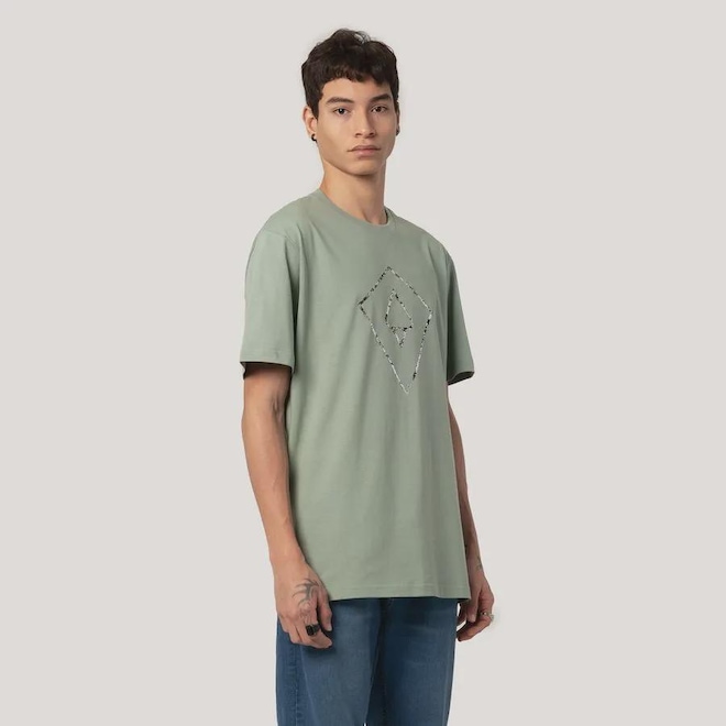 Camiseta Regular MCD Pipa Espada Desgaste Masculino - Foto 1